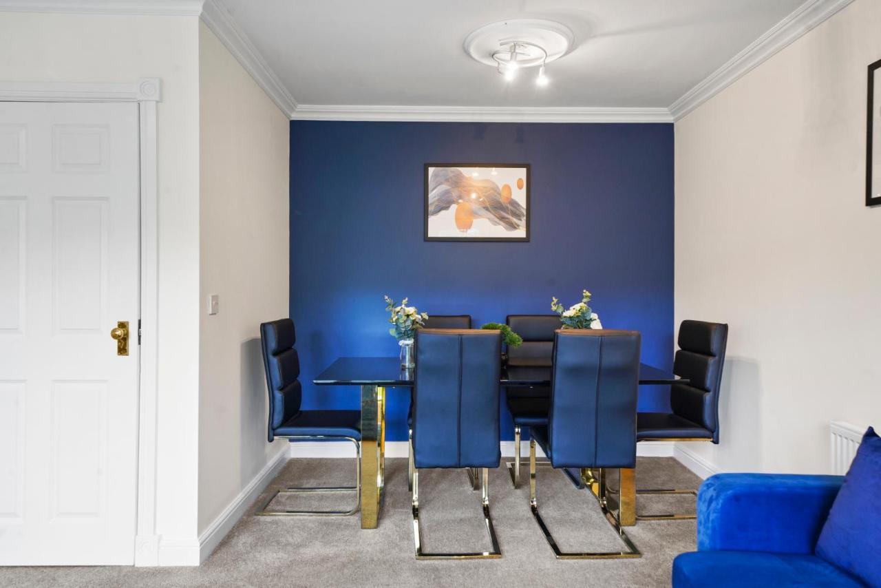 Lovely 4 Bedroom House In - Sleeps 10