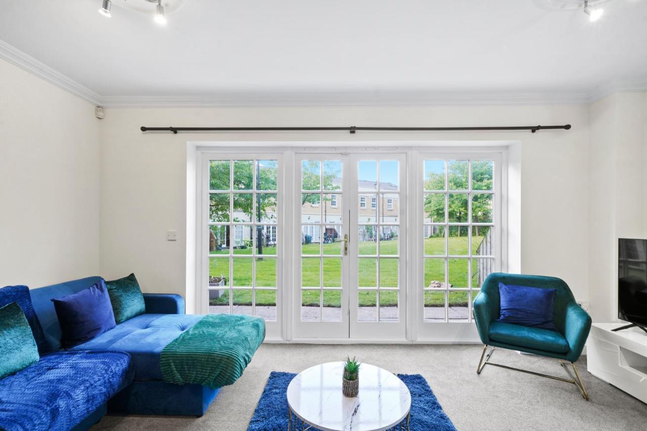 Lovely 4 Bedroom House In - Sleeps 10 Сasa de vacaciones York