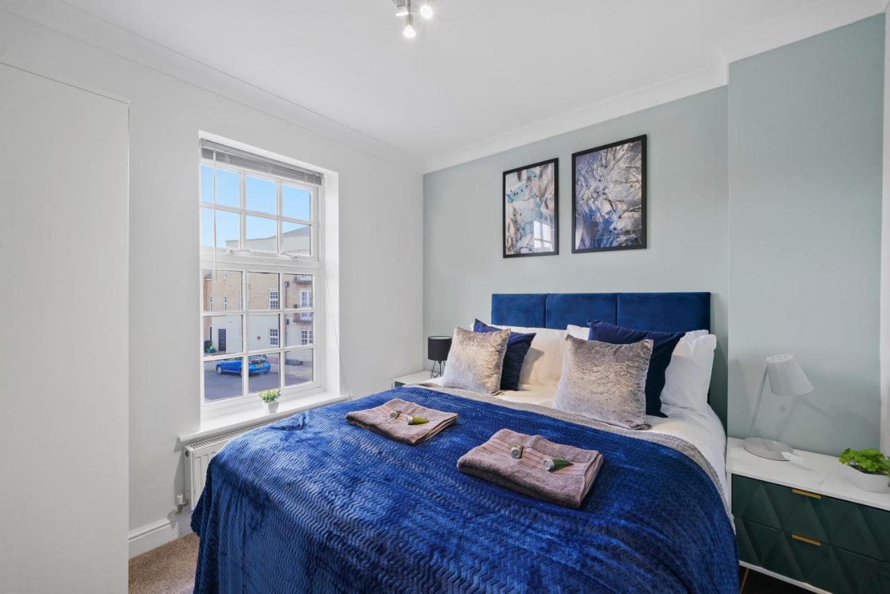 Lovely 4 Bedroom House In - Sleeps 10 York